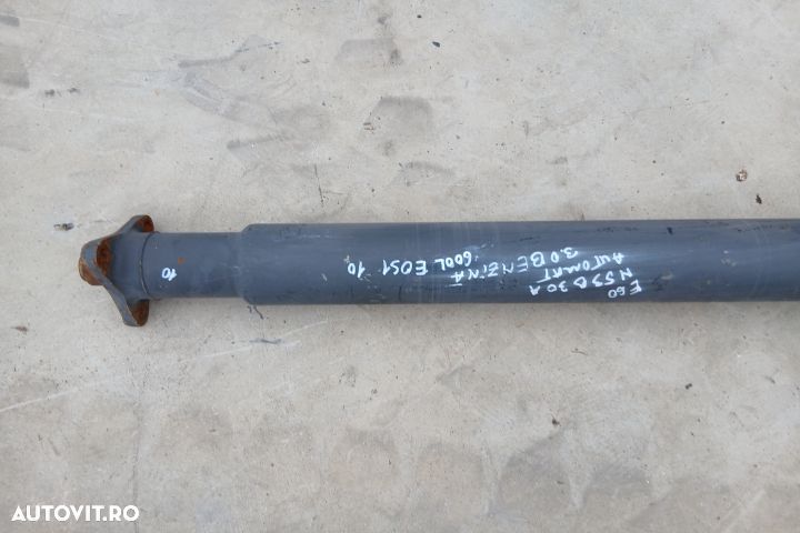 Cardan spate 7557161 N53D30A 3.0B are burduful de la capat spart 7557 - 2