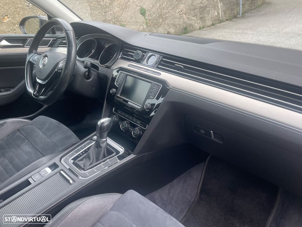 VW Passat 2.0 TDI Highline DSG - 10