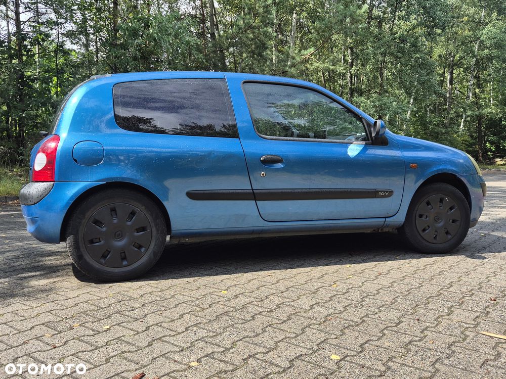 Renault Clio 1.2 16V Authentique - 3