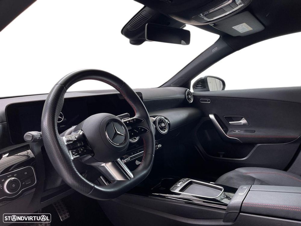 Mercedes-Benz A 180 d 8G-DCT Edition AMG Line - 11