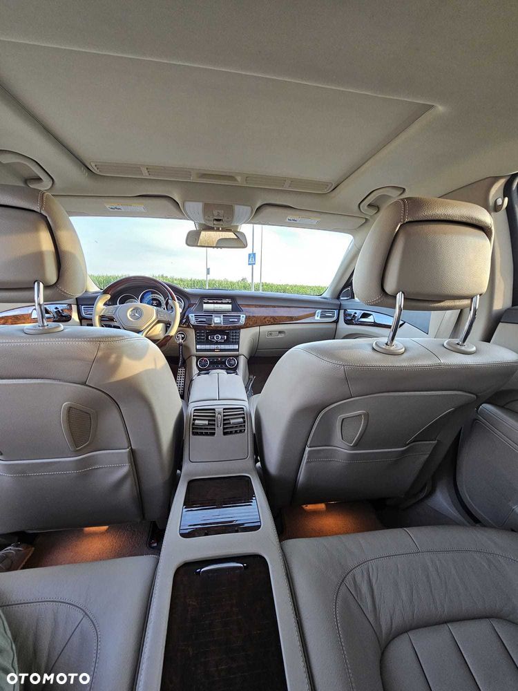Mercedes-Benz CLS - 5