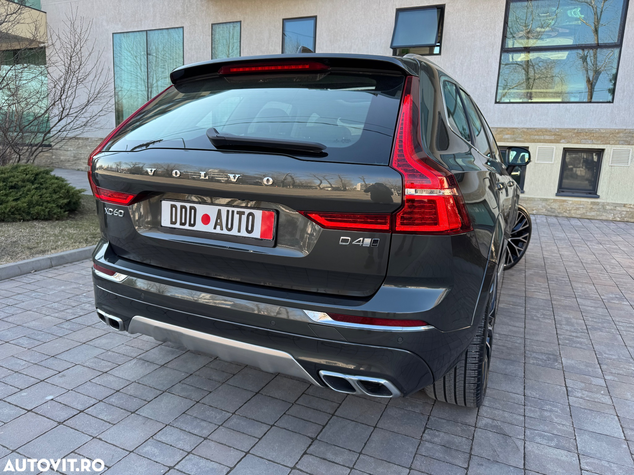 Volvo XC 60 D4 AWD Geartronic Inscription - 26