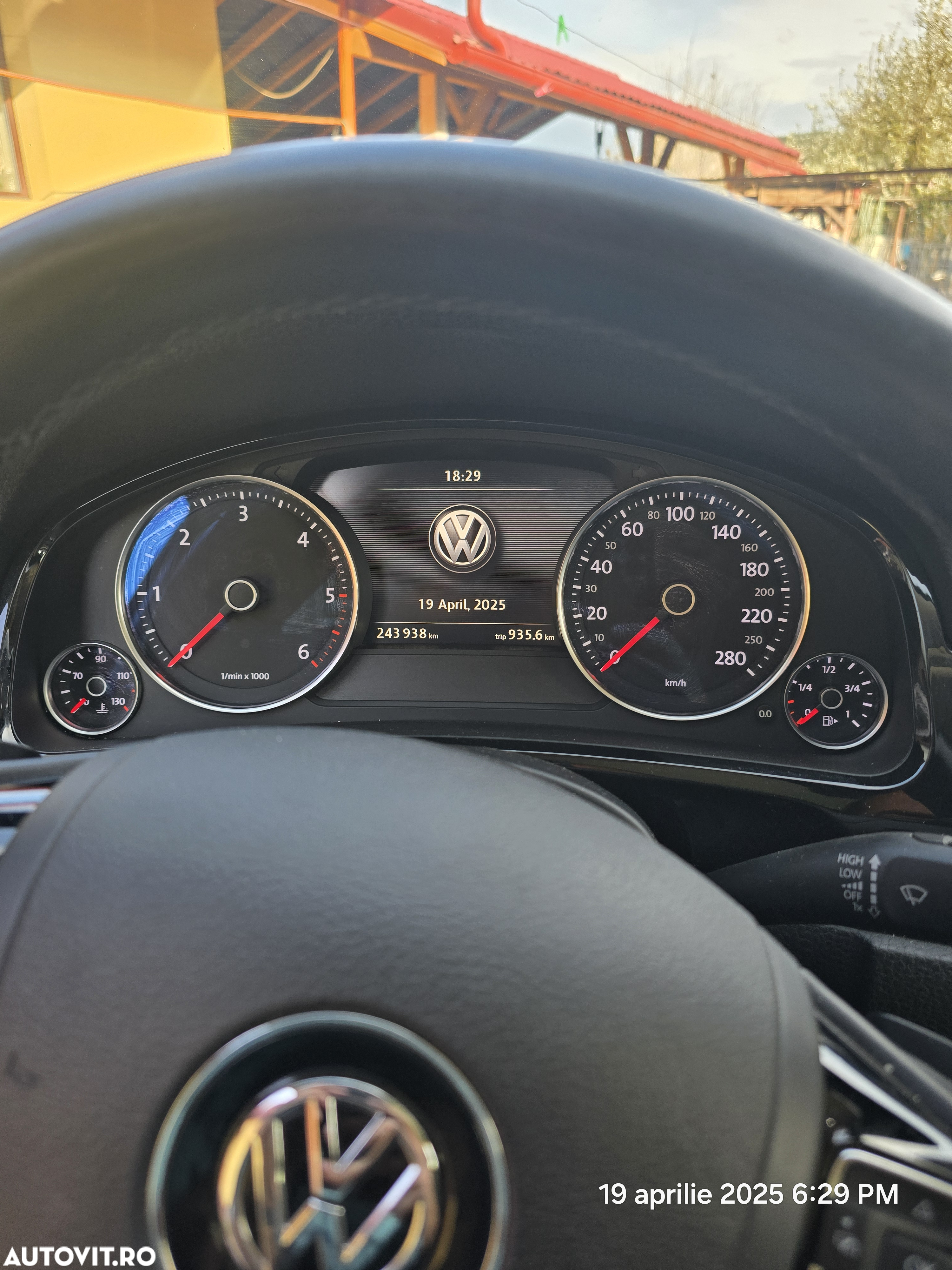 Volkswagen Touareg - 13