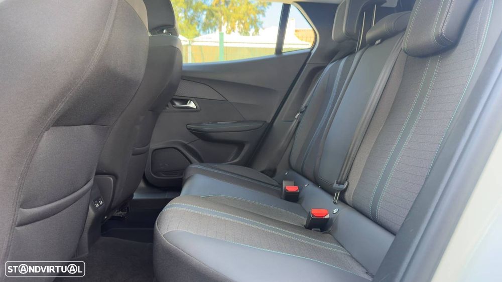 Peugeot 2008 1.2 PureTech Allure Pack EAT8 - 15