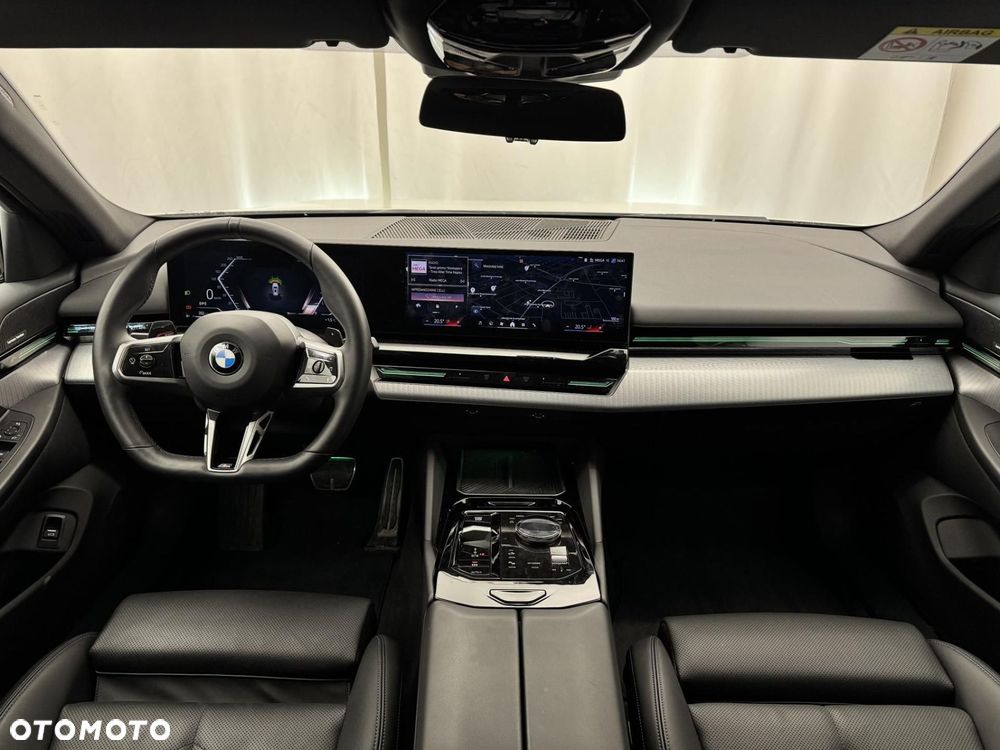 BMW Seria 5 520d xDrive mHEV M Sport - 29