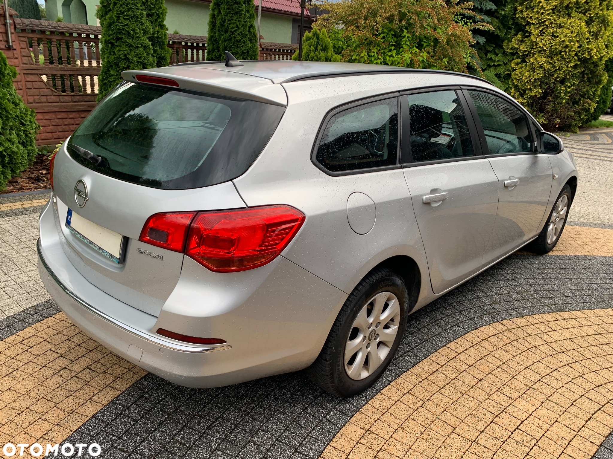 Opel Astra IV 1.6 CDTI Enjoy - 30