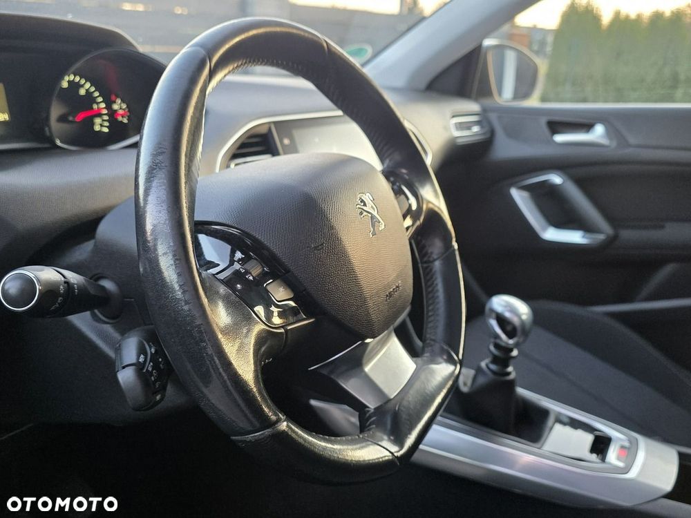 Peugeot 308 - 11