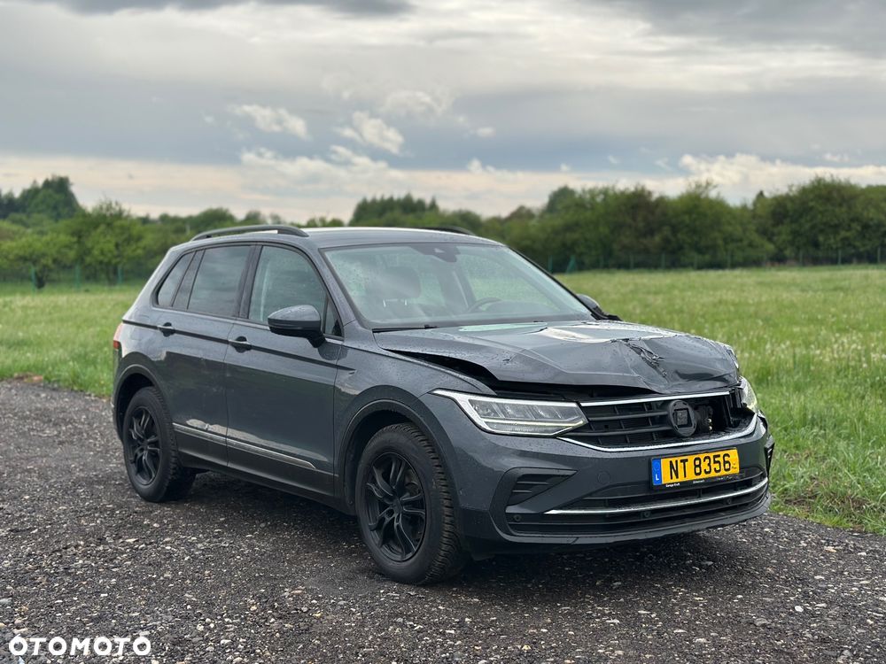 Volkswagen Tiguan - 2