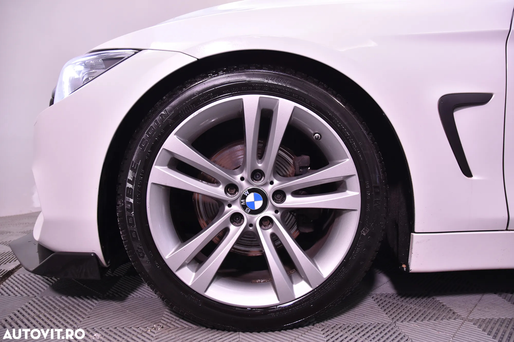 BMW Seria 4 420d Gran Coupe - 12