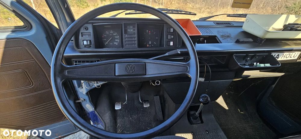 Volkswagen Transporter - 8