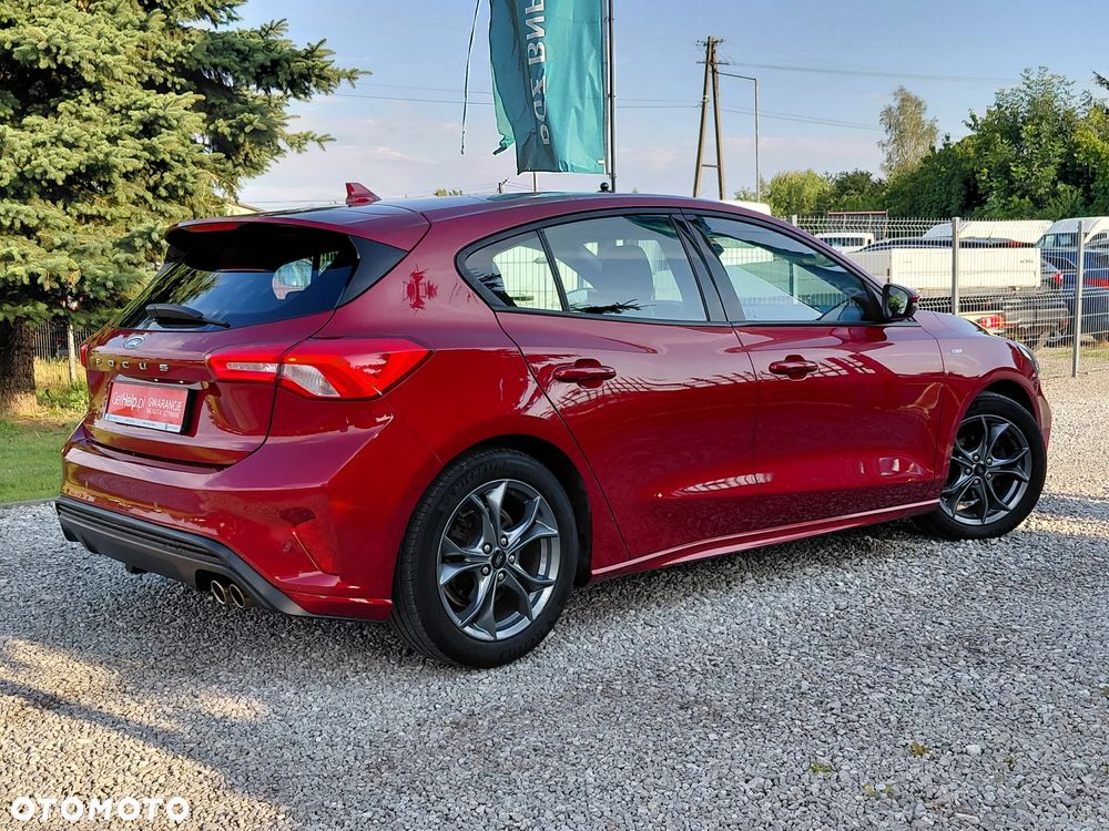 Ford Focus 1.0 EcoBoost Hybrid ST-LINE - 4