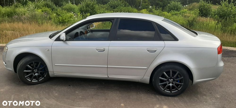 Audi A4 Limousine - 5
