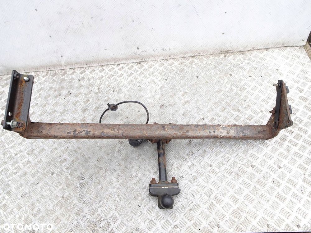 hak holowniczy nissan qashqai j10 - 2