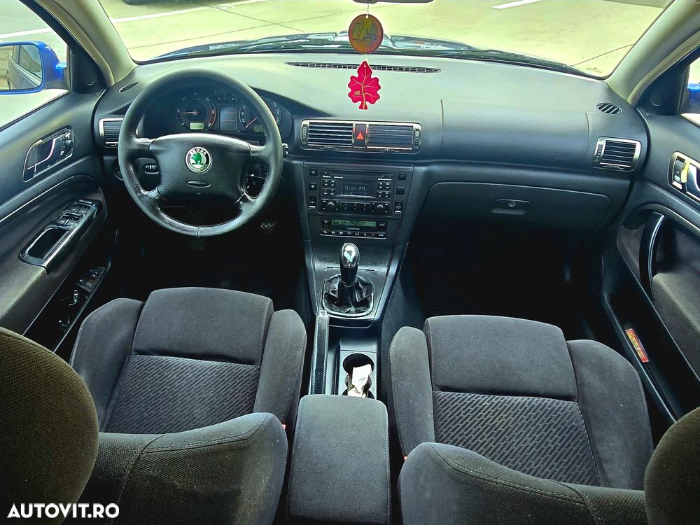 Skoda Superb 1,9TDI Elegance - 9