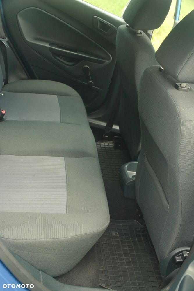 Ford Fiesta 1.4 Trend EU5 - 16