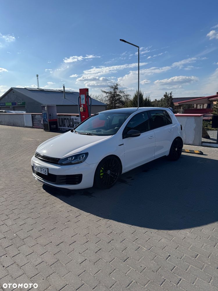 Volkswagen Golf 2.0 TDI GTD - 2