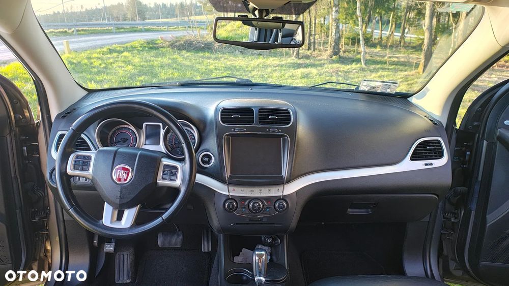 Fiat Freemont 2.0 Multijet 16V DPF Automatik Allrad Lounge - 6
