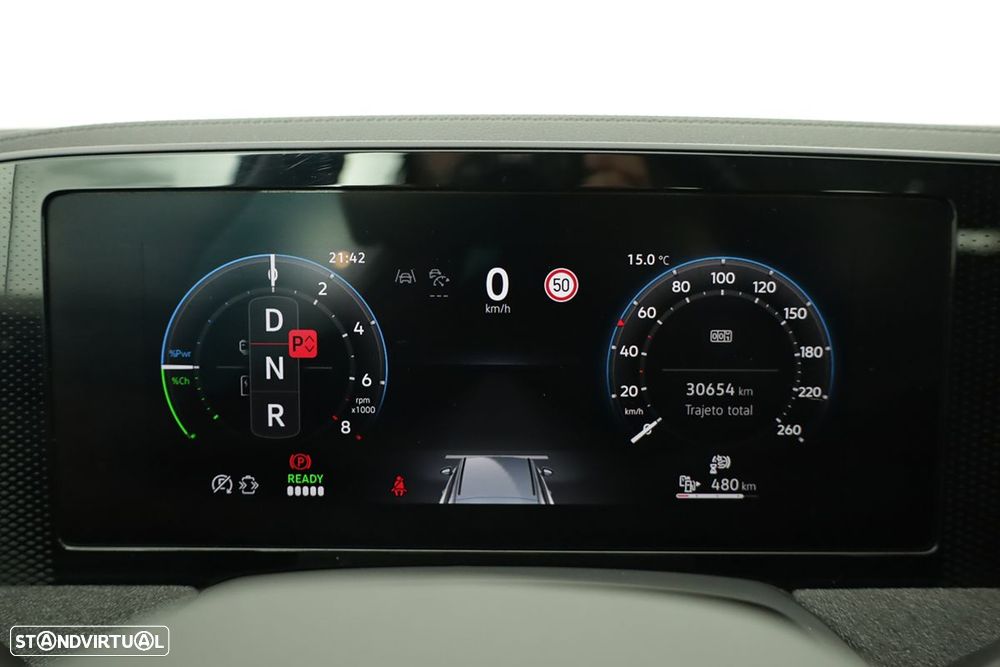 VW Passat Variant 1.5 TSI eHybrid DSG - 16