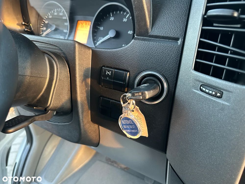 Mercedes-Benz SPRINTER 319 CDI 4X4 V6 190 KM 9 OSOBOWY - 17