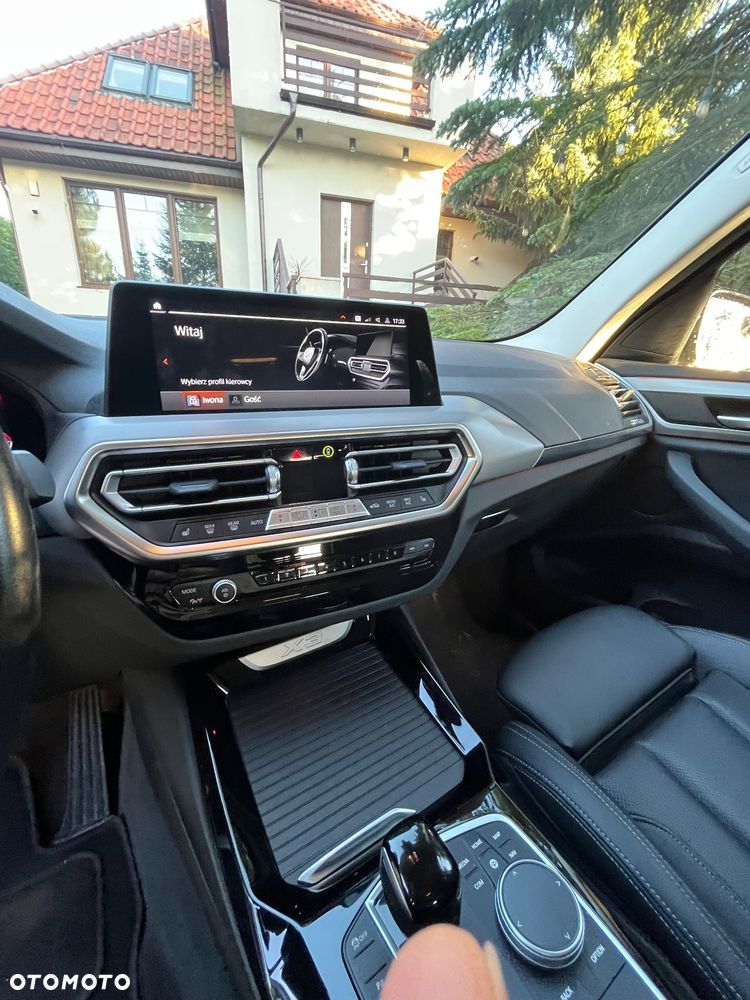 BMW X3 xDrive20i mHEV - 11