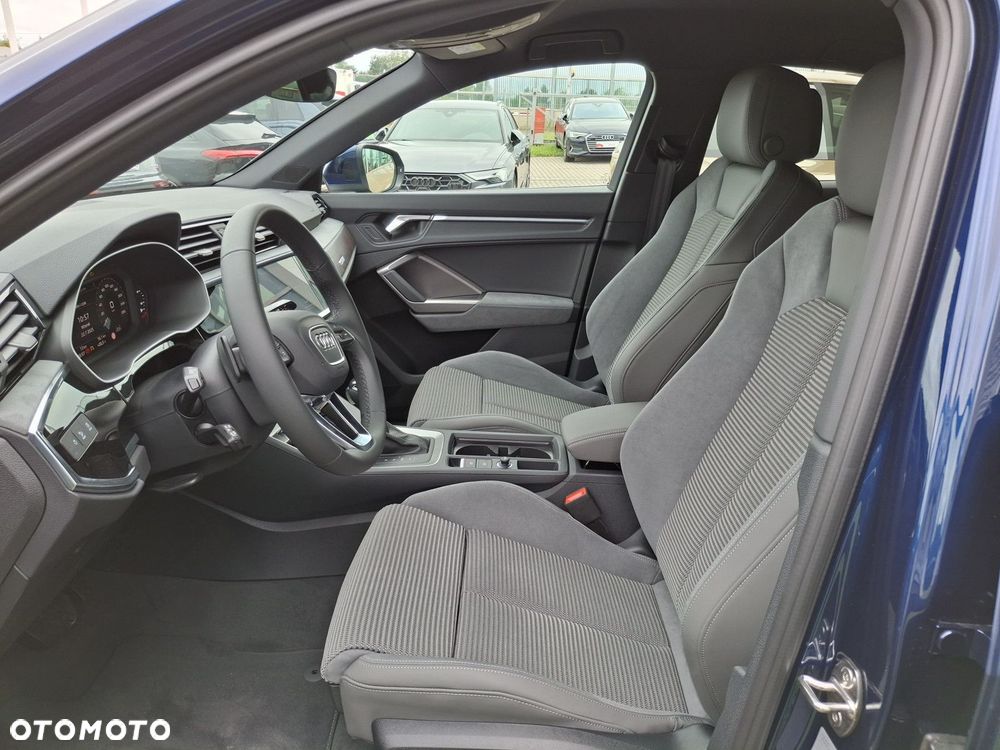 Audi Q3 Sportback - 22