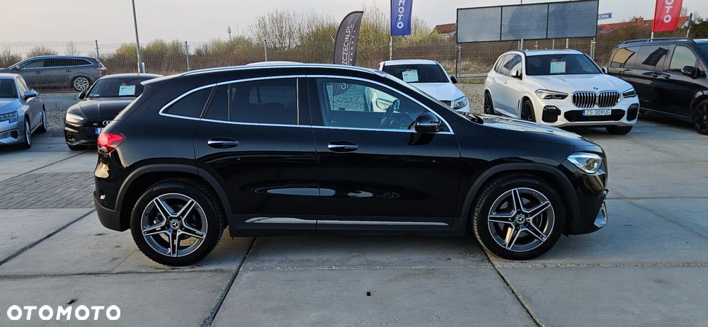 Mercedes-Benz GLA 200 d AMG Line - 4