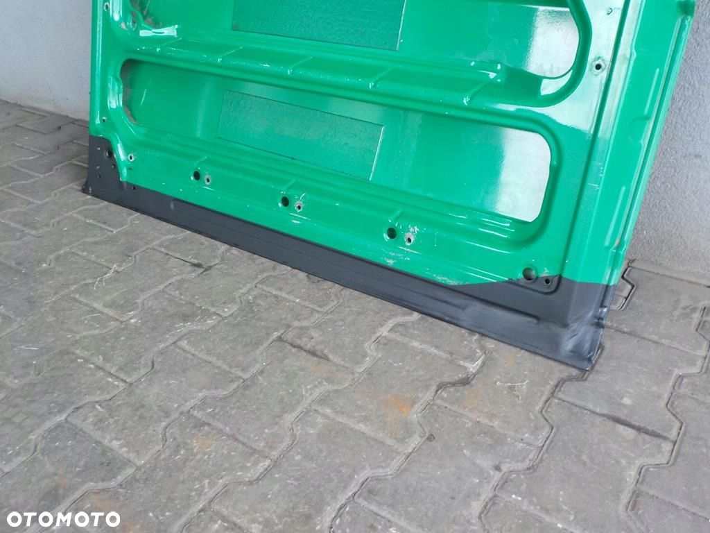 VW T4 DRZWI ODSUWANE PRZESUWNE PRAWE BOCZNE - 7