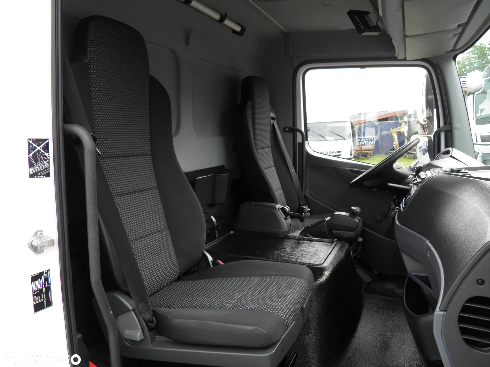 Mercedes-Benz ATEGO 1018 RAMA LAWETA NAJAZD POD ZABUDOWĘ STAN IDEALNY SALON POLSKA I-WŁAŚCICIEL 2012R MAŁY PRZEBIEG - 26