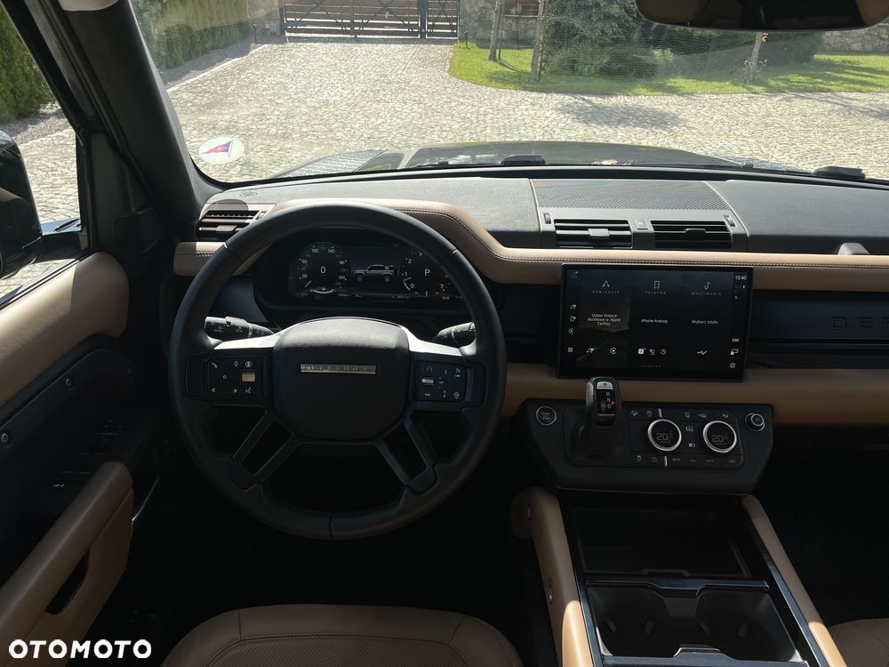 Land Rover Defender 3.0 P400 mHEV S - 28