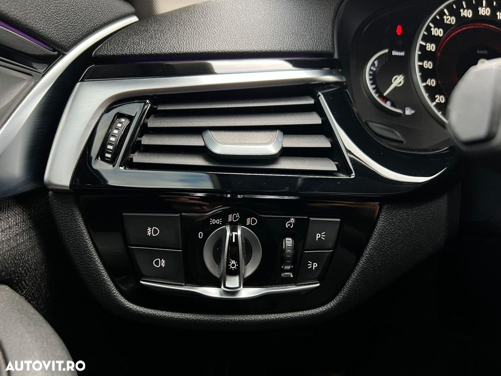 BMW Seria 5 - 32