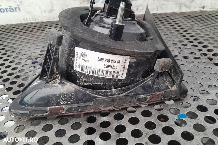 Lampa / Tripla stop stanga pe hayon 5M0945093M Volkswagen VW Golf 5 - 1