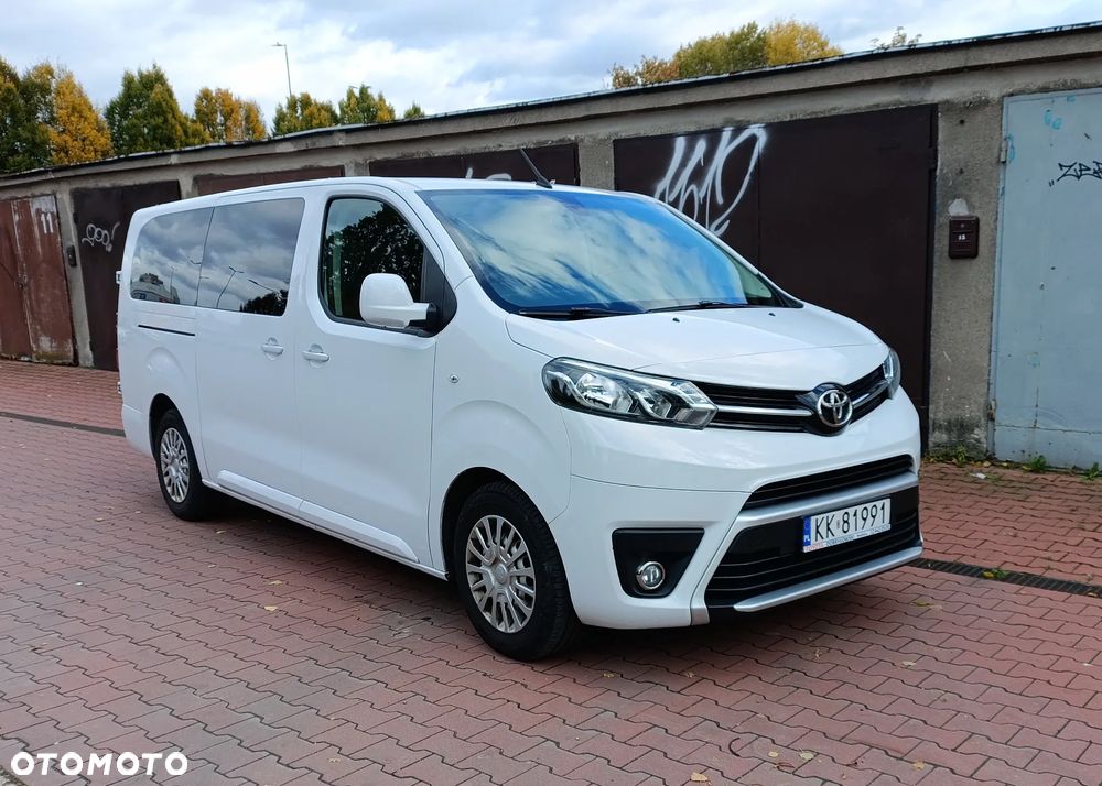 Toyota ProAce Kombi 2.0 D-4D Long 2,8t - 1
