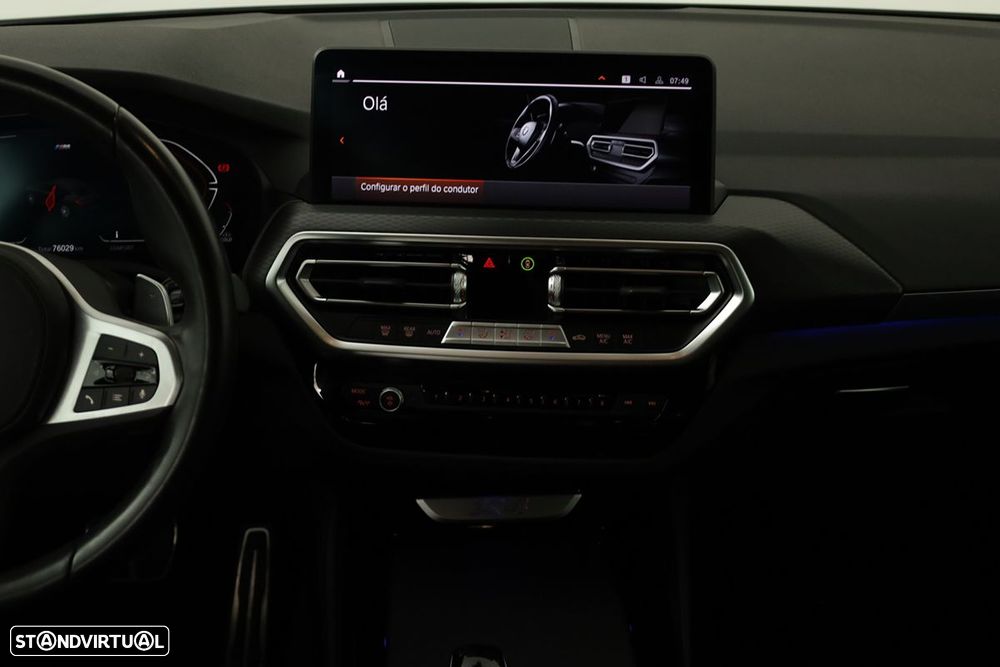BMW X4 20 d xDrive Pack M 50 anos Auto - 9