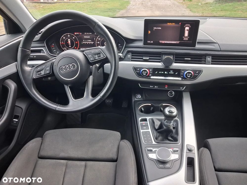 Audi A4 Avant 2.0 TDI - 14