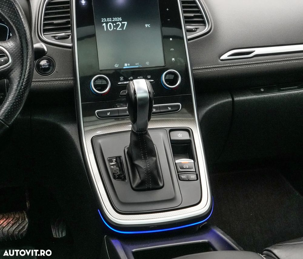 Renault Grand Scenic - 19