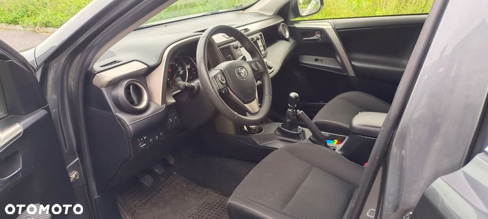 Toyota RAV4 - 13