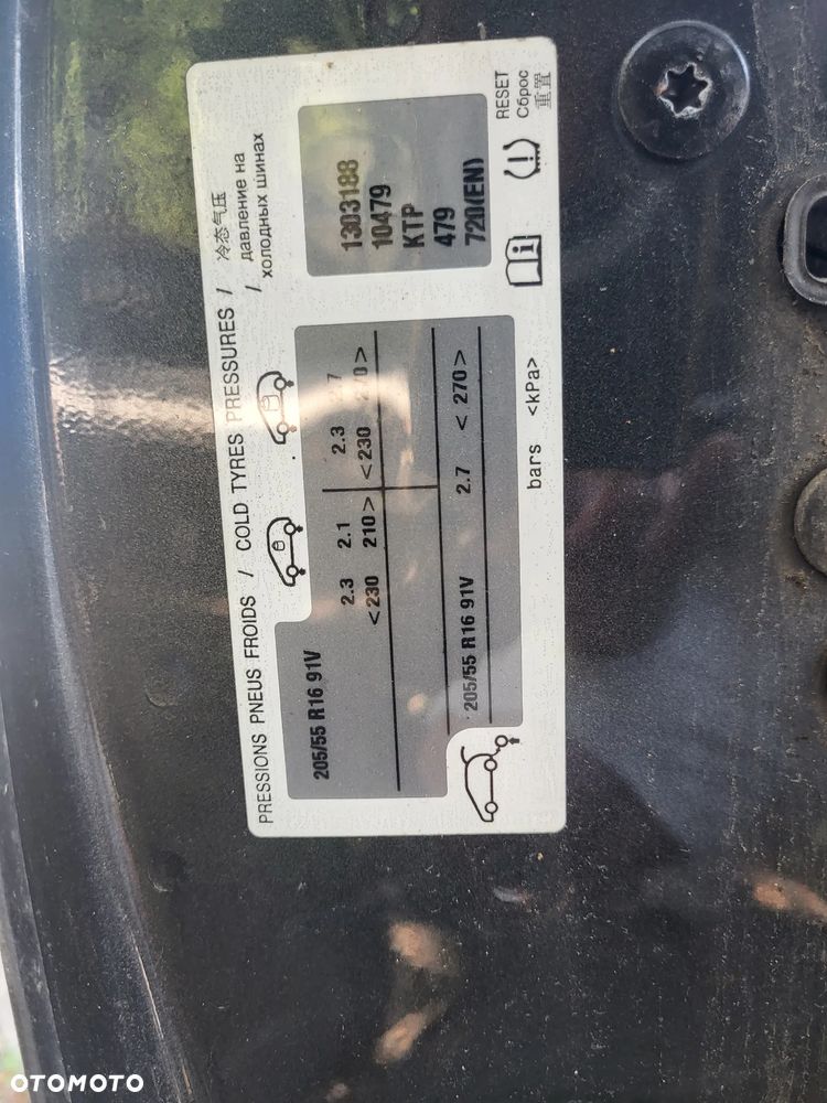Citroën C4 1.6 HDi Seduction - 16