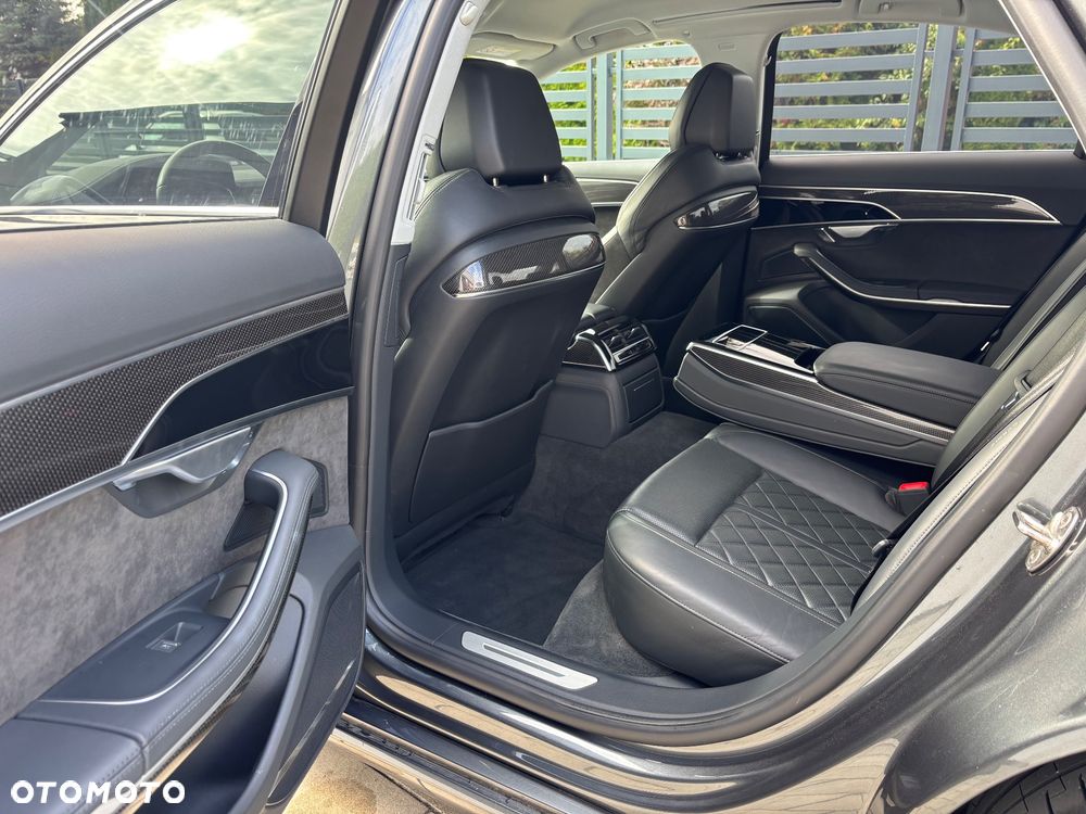 Audi S8 TFSI mHEV Quattro Tiptr - 38