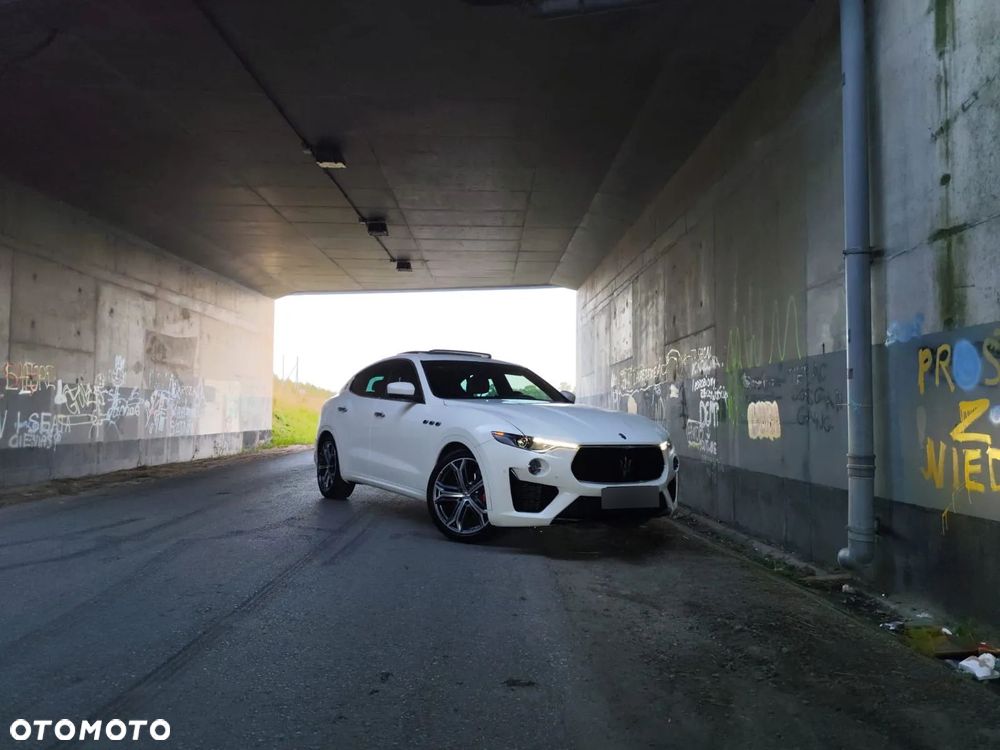 Maserati Levante S Q4 - 16