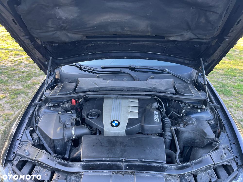 BMW Seria 3 320d Efficient Dynamics - 11
