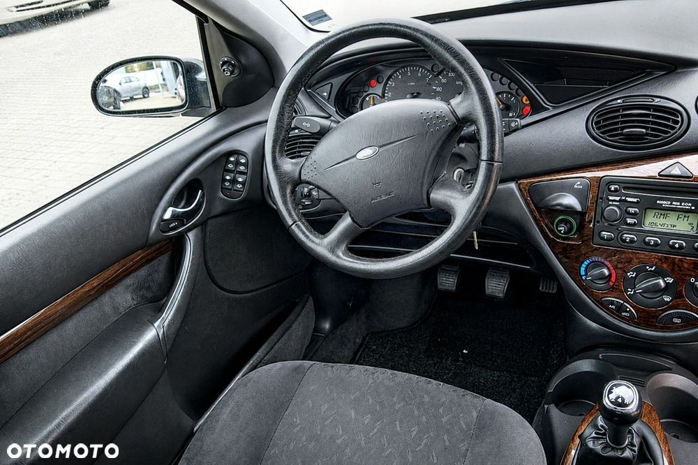 Ford Focus - 9