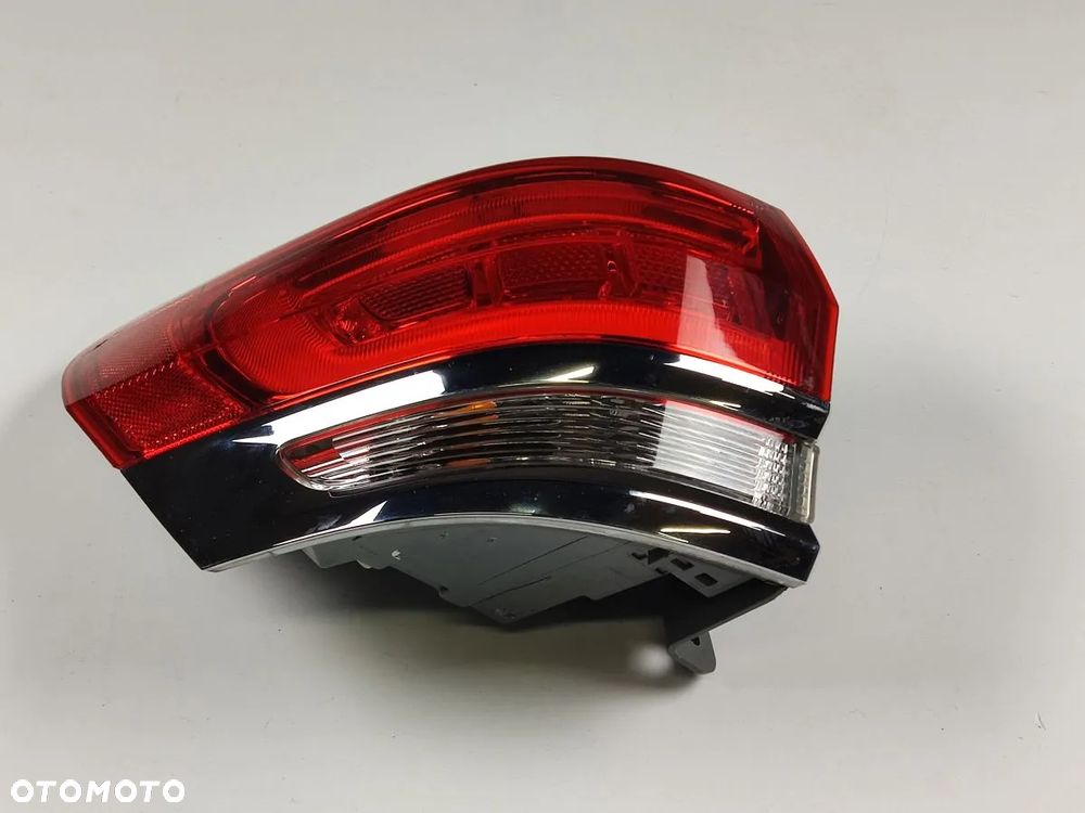 Lampa Tył Lewa i Prawa JEEP GRAND CHEROKEE WK2 17 21 rok - 9