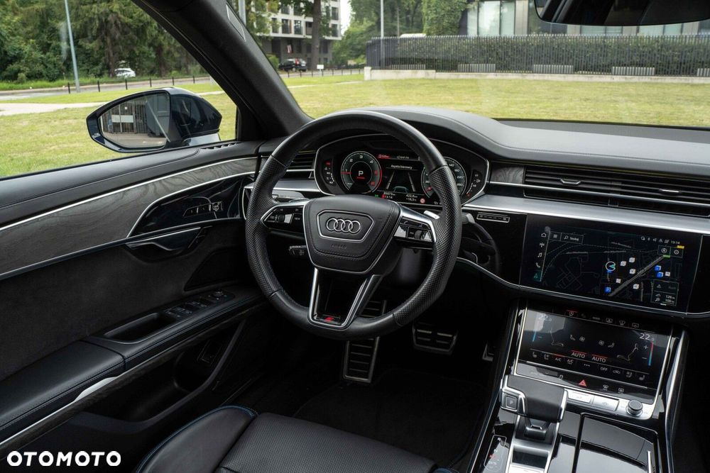 Audi A8 - 26