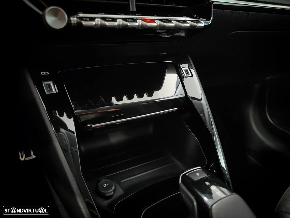 Peugeot 208 1.2 PureTech Allure Pack EAT8 - 47