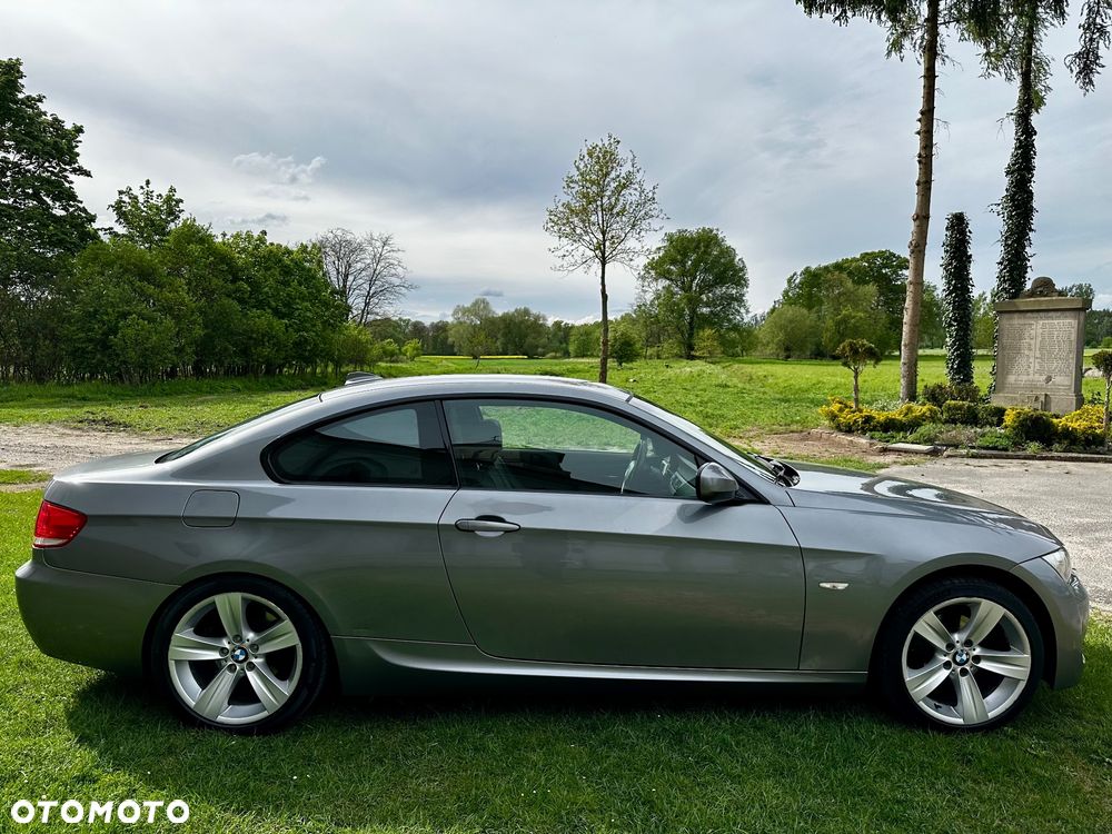 BMW Seria 3 320i M Sport Edition - 9