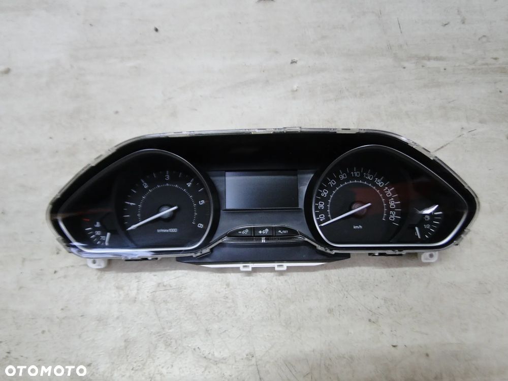 PEUGEOT 2008 I LICZNIK ZEGARY 1.6 E-HDI EUROPA - 2