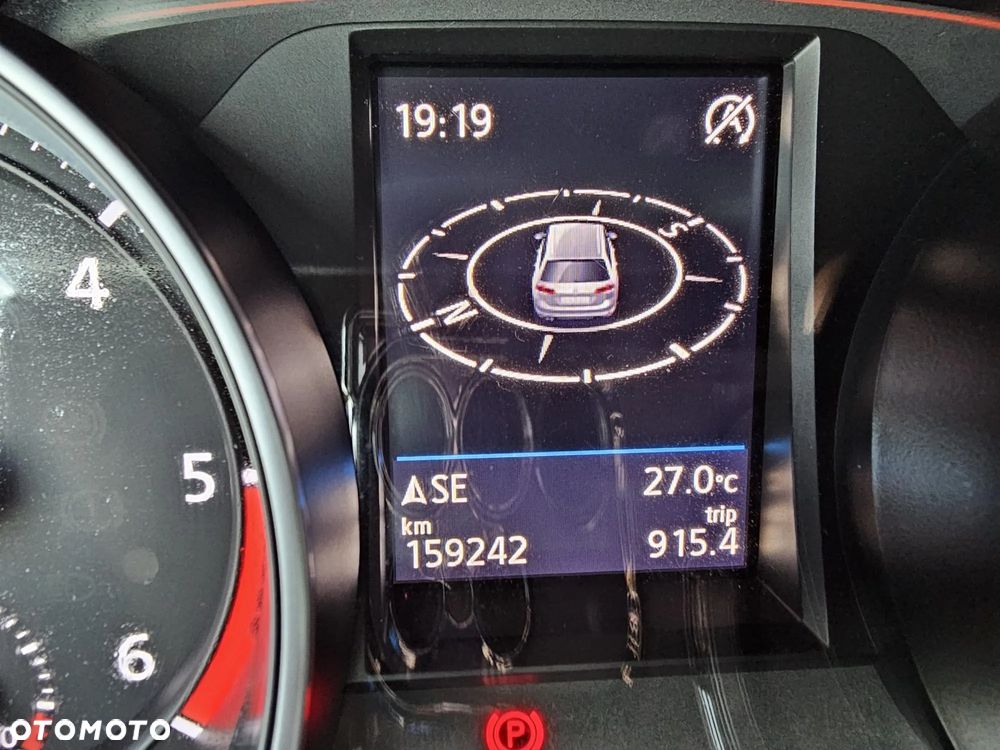 Volkswagen Golf - 14