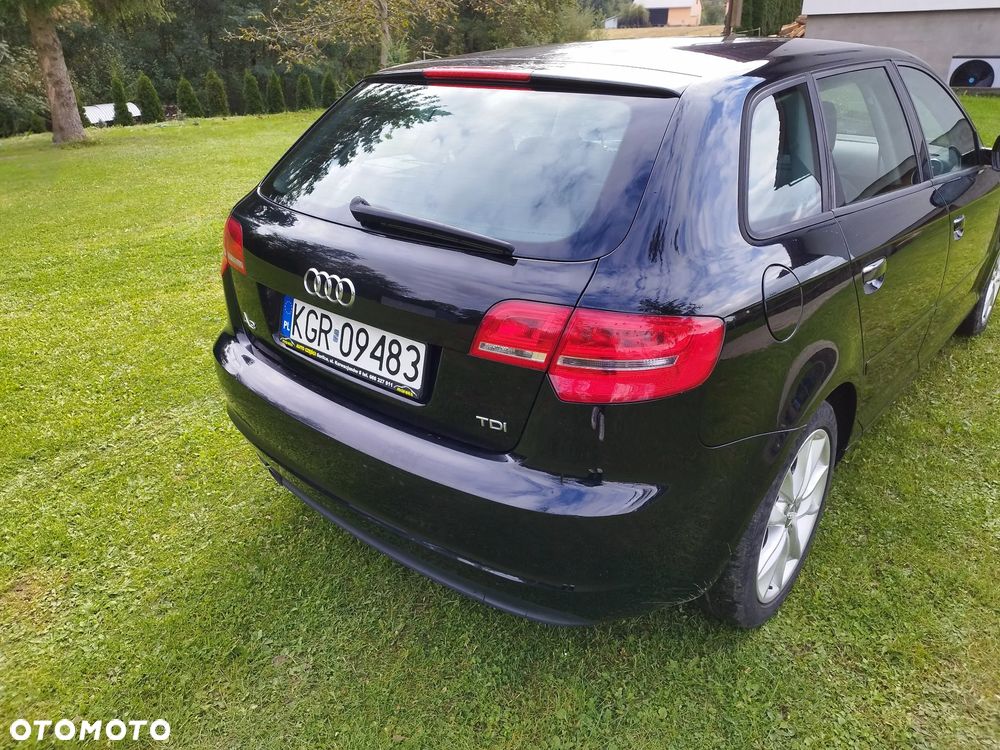 Audi A3 Sportback - 4