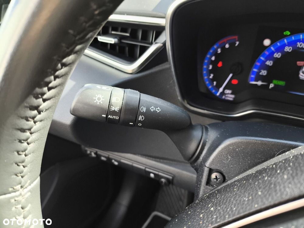 Toyota Corolla 1.8 Hybrid Comfort - 26
