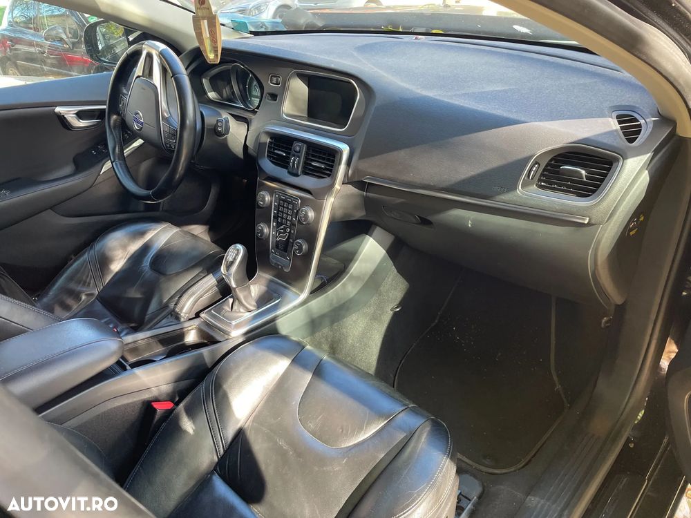 Volvo V40 - 6